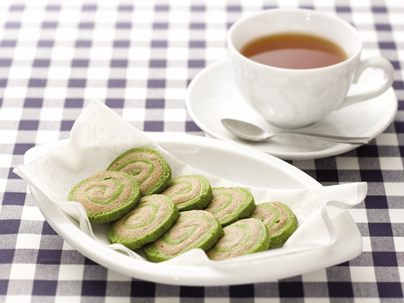 抹茶とシナモンの渦巻きクッキー